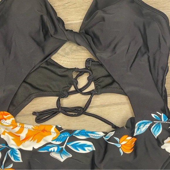 Black Floral Print Halter Tummy Control One Piece Swimsuit - Picture 5 of 8